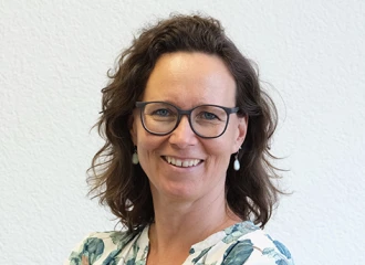 Portrait Foto von Sara Michalik, Referentin benevol Aargau, Fachstelle für Freiwilligenarbeit