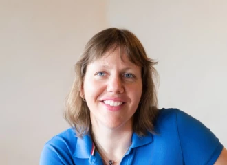 Portrait Foto von Tania Berchtold Dellberg, Referentin benevol Aargau, Fachstelle für Freiwilligenarbeit