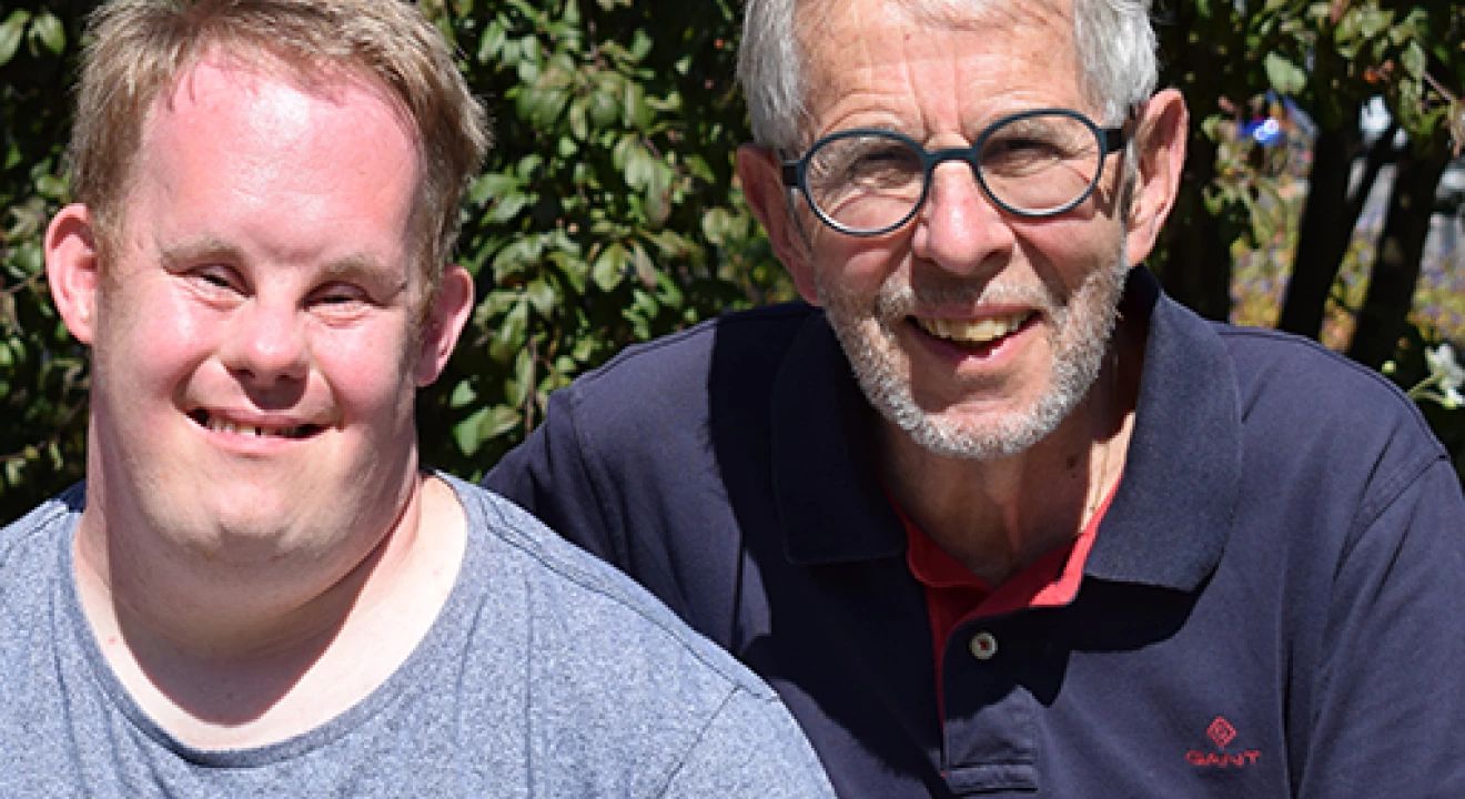 Marco Peier mit dem Freiwilligen Kurt Fricker