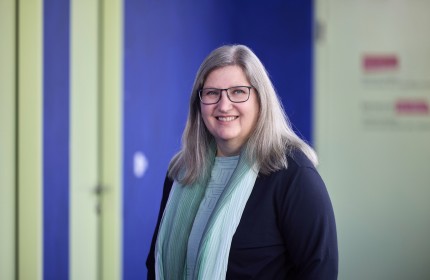 Portrait Foto von Gaby Häuselmann, Projekt Tandem von benevol Aargau, Fachstelle für Freiwilligenarbeit